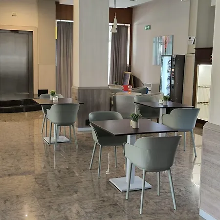 Baia Hotel 3*